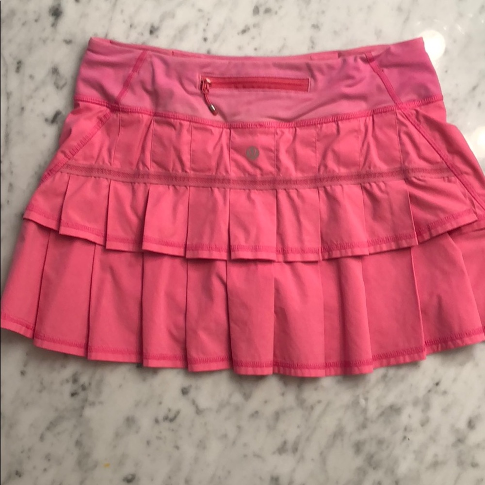 Pink Lululemon skirt - - size 4
